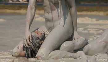 ឈិន ៥២ ចូលចិត្ត dildos ធំ